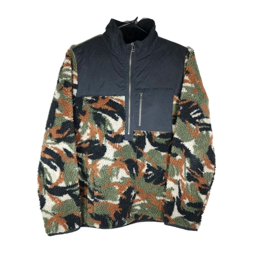 LL Bean Signature Men's Camo SZ M 1/2 Zip High Pile Fleece Pullover Sweater